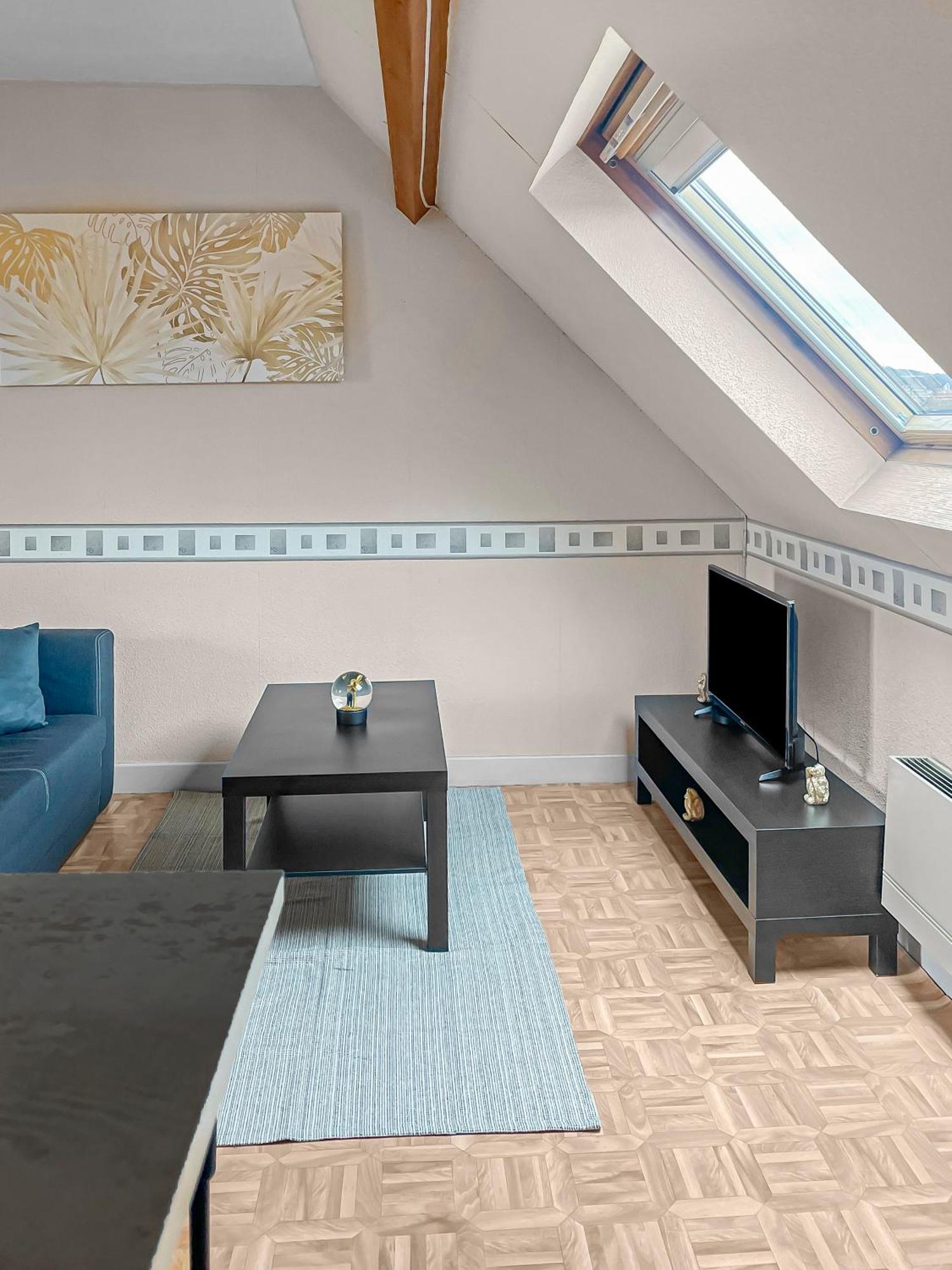 Pied-A-Terre A Montlucon Lejlighed Eksteriør billede