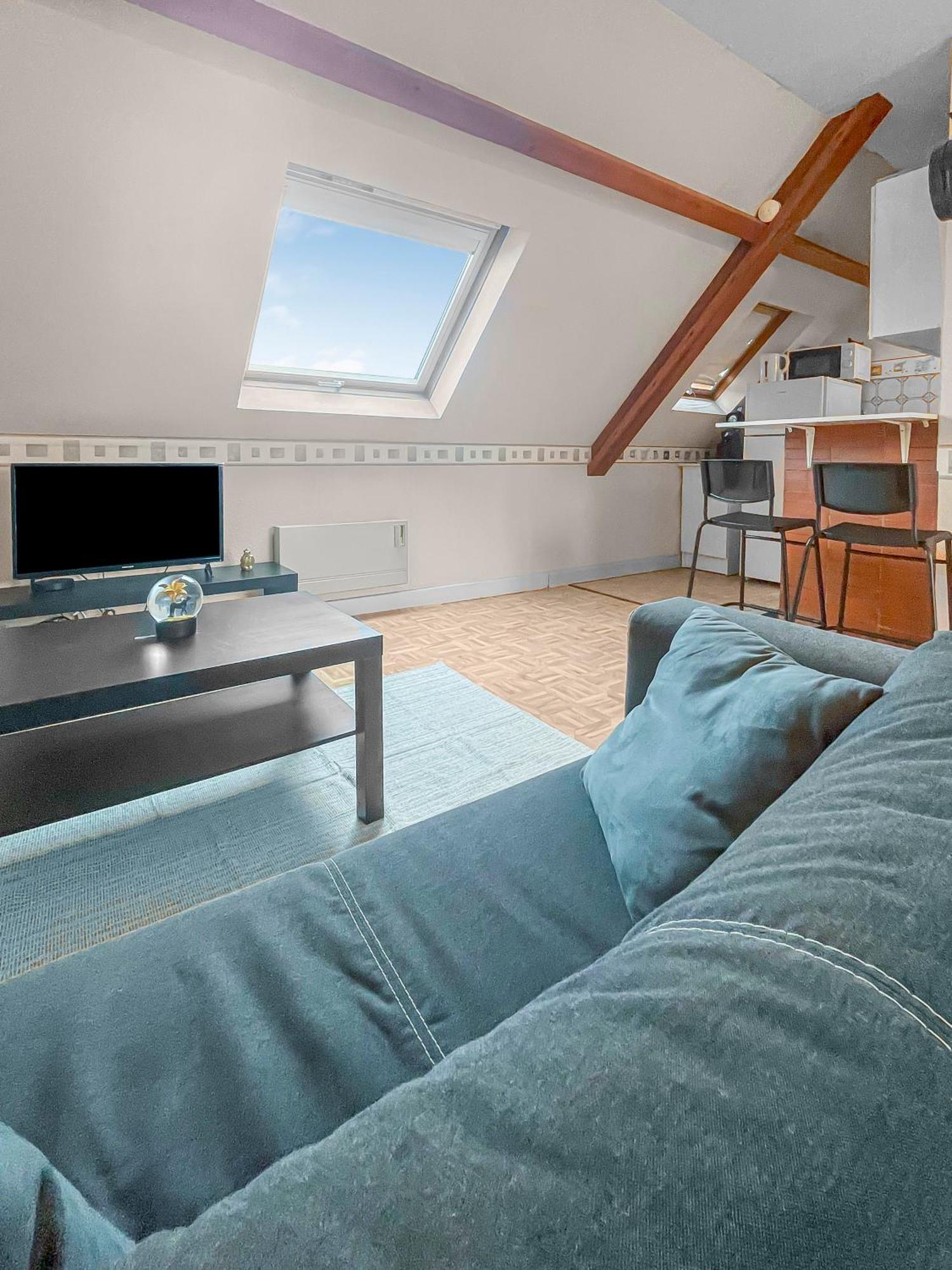 Pied-A-Terre A Montlucon Lejlighed Eksteriør billede