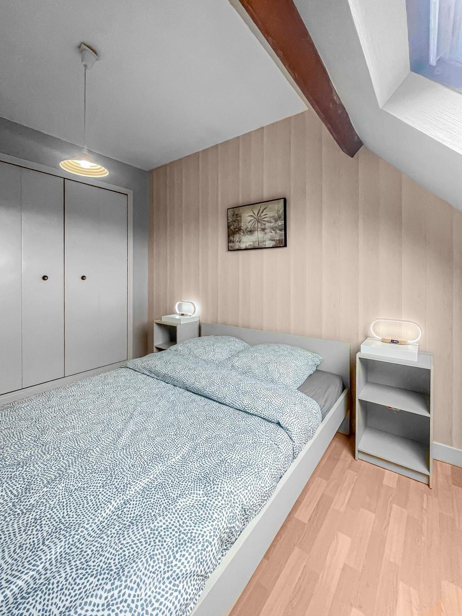 Pied-A-Terre A Montlucon Lejlighed Eksteriør billede